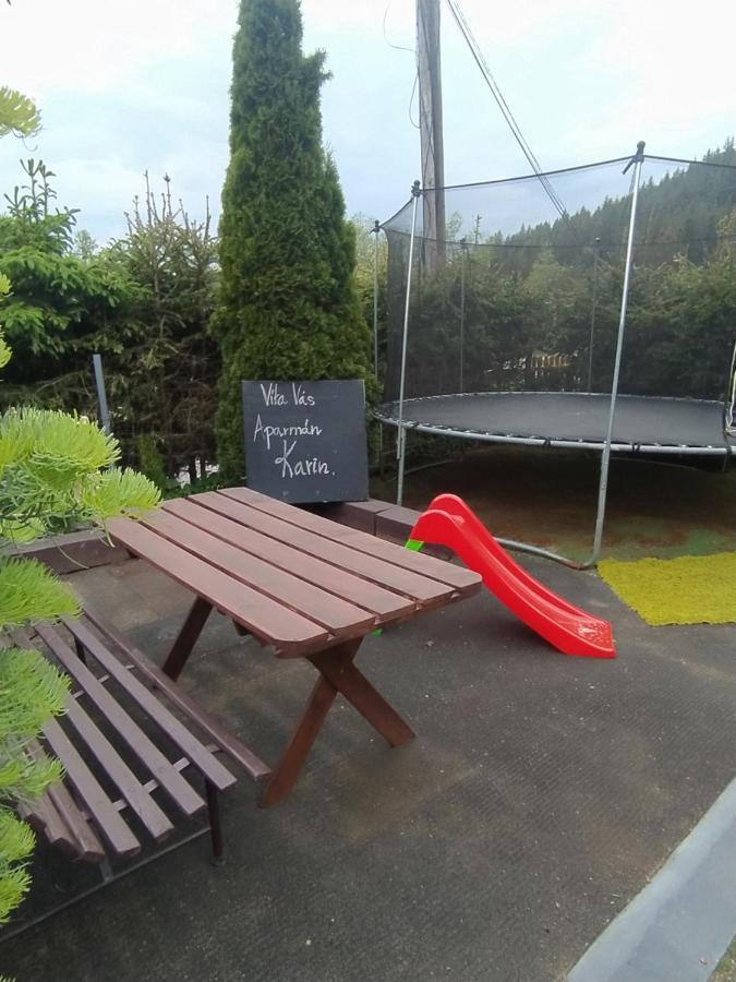 Apartman Karin Huty エクステリア 写真