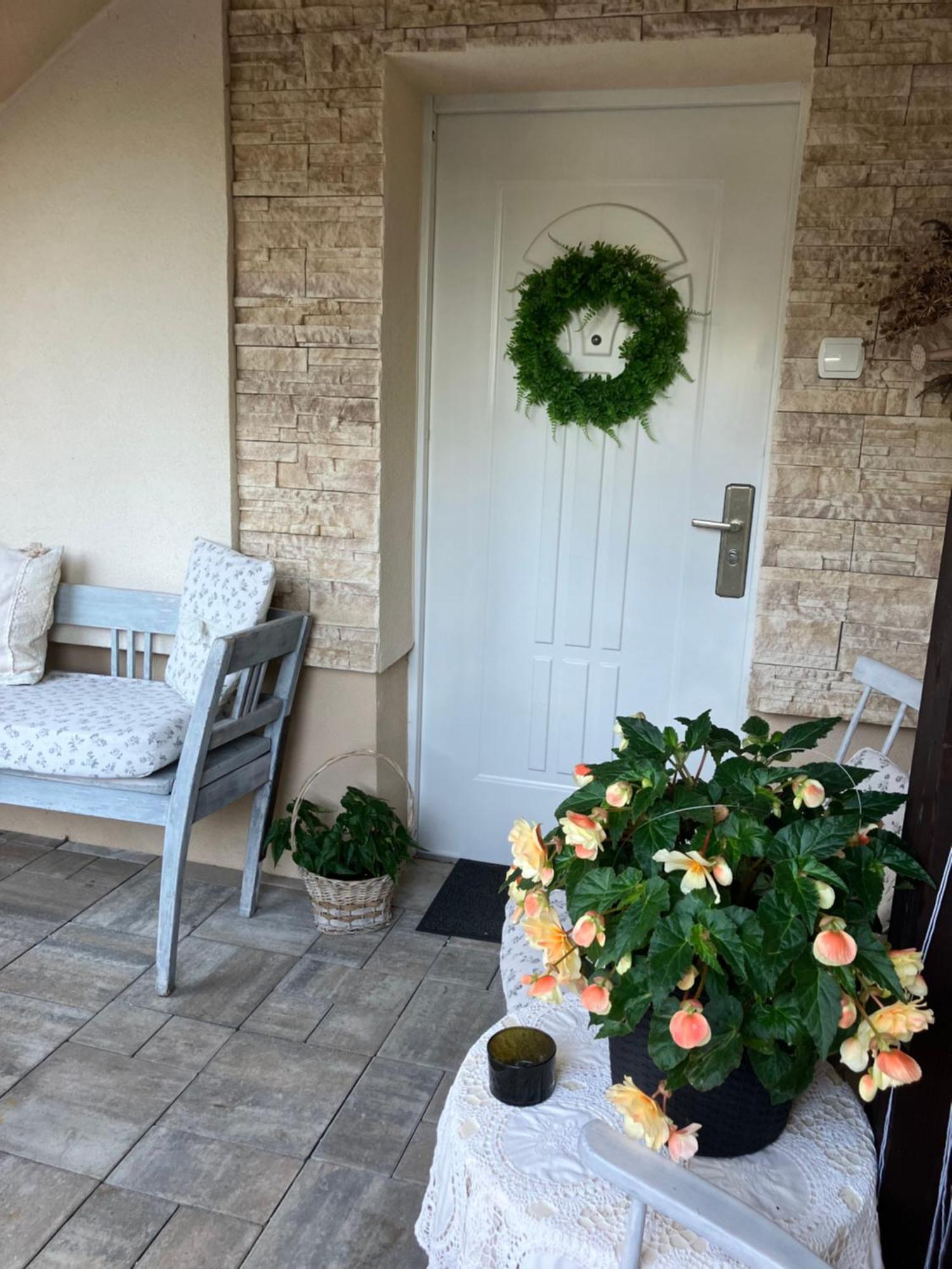 Apartman Karin Huty エクステリア 写真